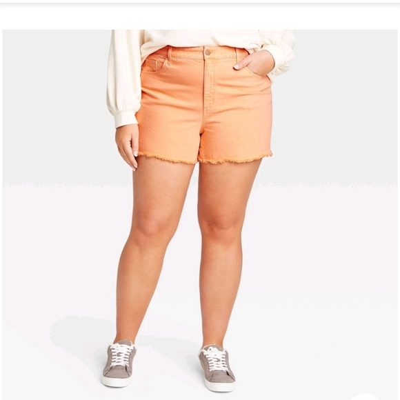NWT Orange Unviseral Thread Midi shorts, size 26 - Picture 3 of 3